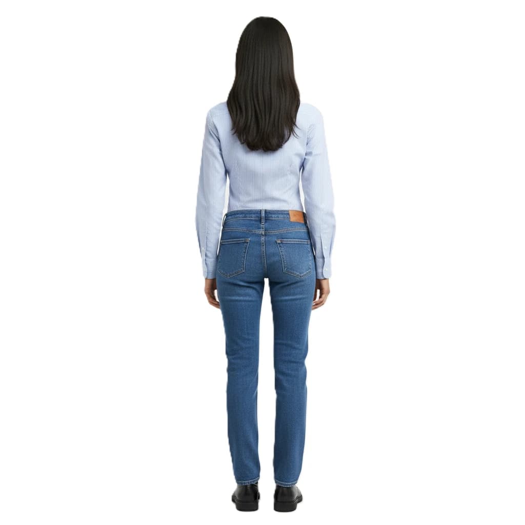 Back Shot - Full  - One hand on hip