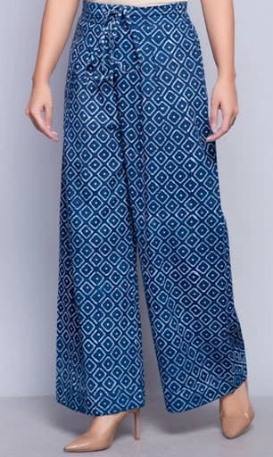Front closeup shot - Lower body - Pant only shot without pocket