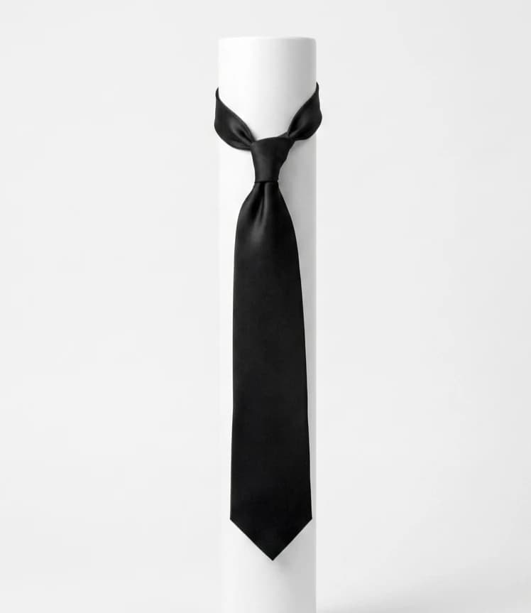 Formal tie