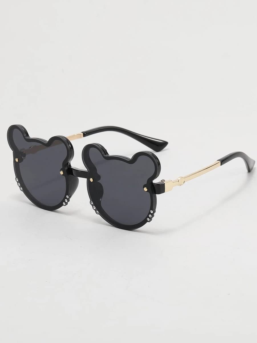 Teddy bear-shaped sunglasses