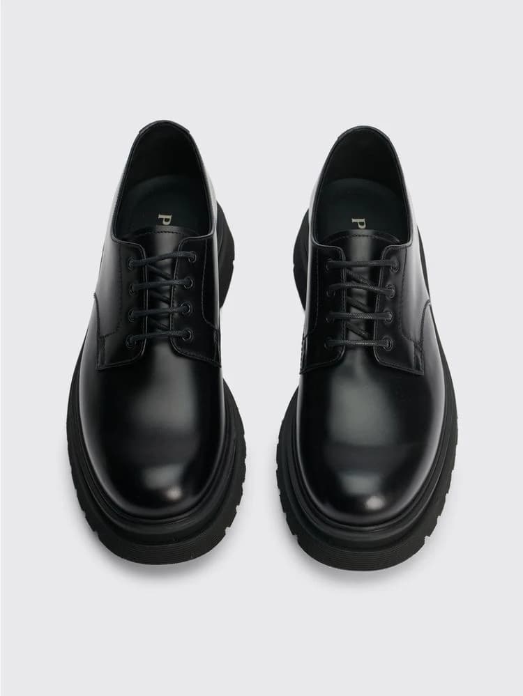 Derby shoes