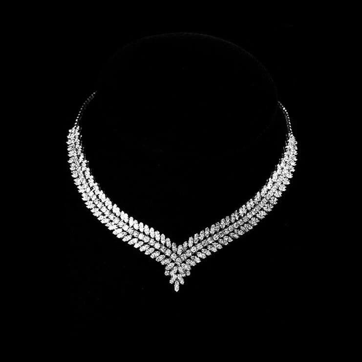 Neckpiece