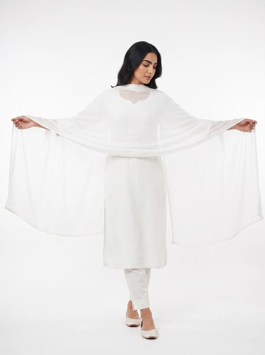 Front shot - Full - Dupatta behind the shoulders